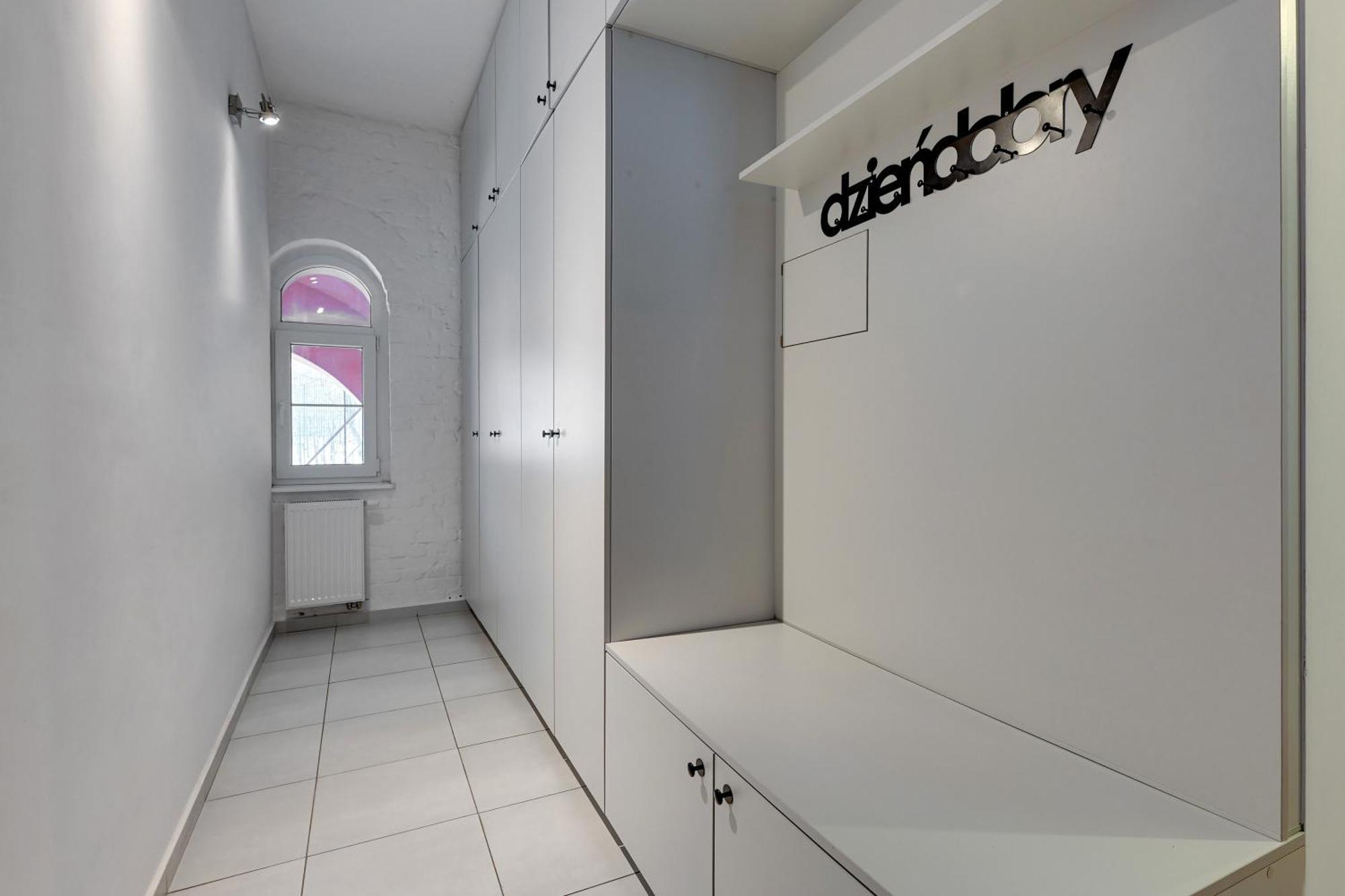 City Center, Art House & Family Stay By Downtown Apartments Γκντανσκ Εξωτερικό φωτογραφία